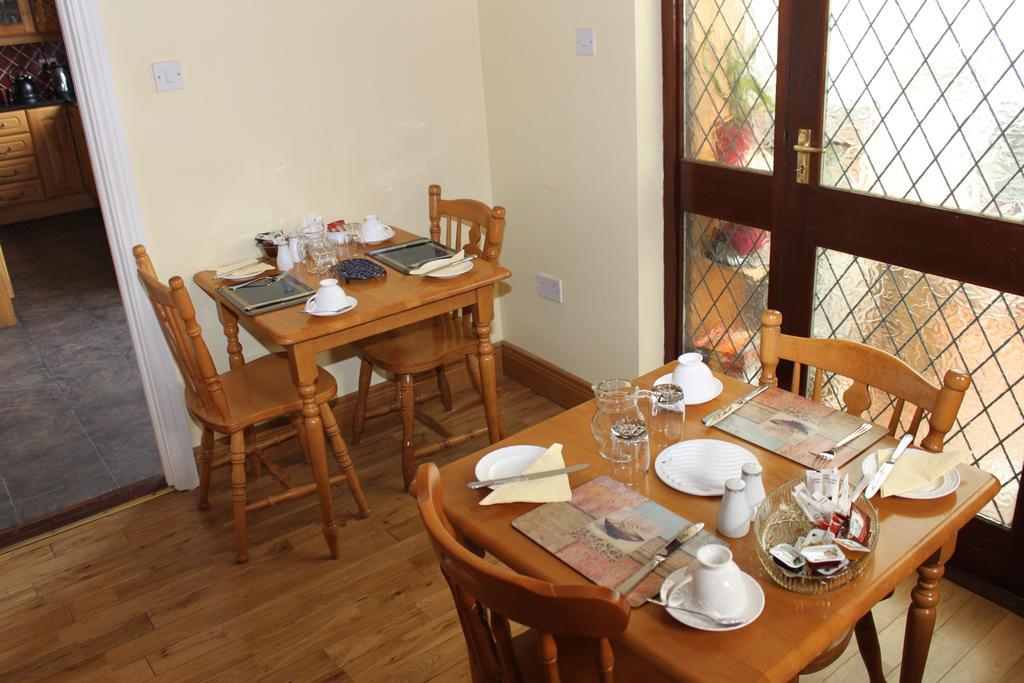 Gardenfield House Bed & Breakfast H91Vh02 Galway Eksteriør billede